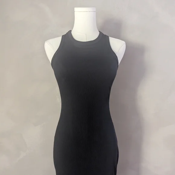 Black sleeveless midi ribbed bodycon dress with side slits - Picture 2 of 6